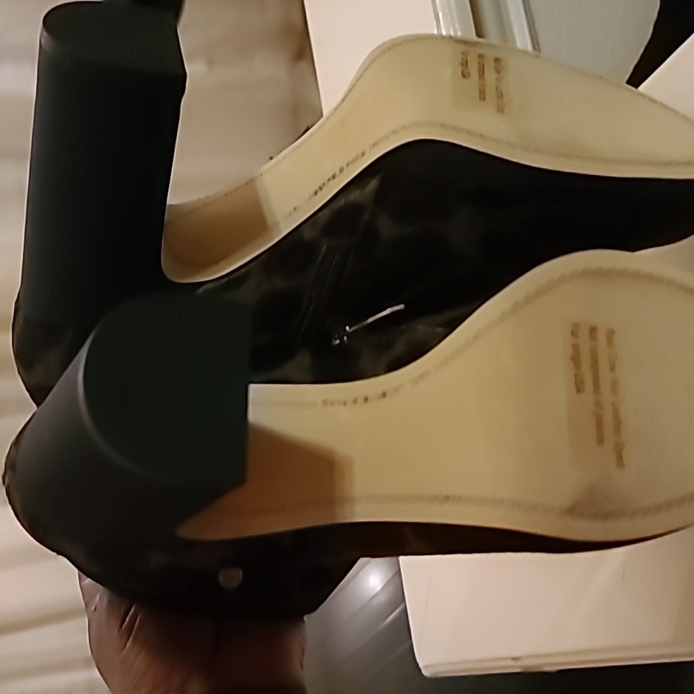 Ankle boots - Picture 10 of 12